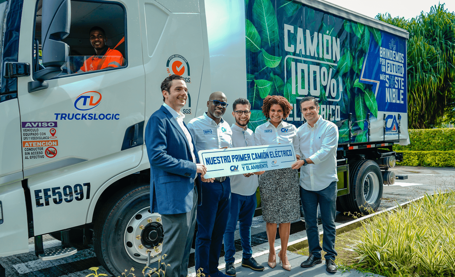 camión eléctrico con energía solar cervecería nacional panamá